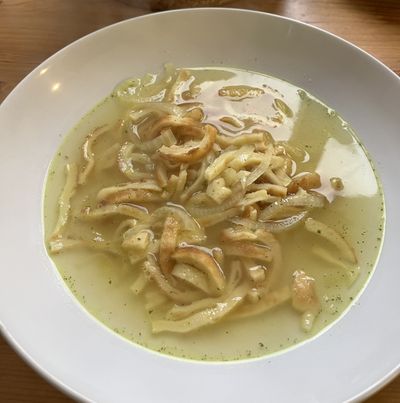 Schwäbische Flädlesuppe